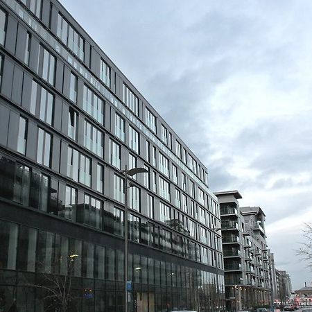 Your Base Dublin - Grand Canal Square Luaran gambar